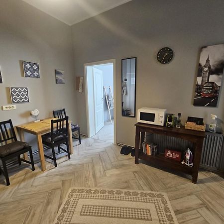 Zig Zag Apartment 4- Old Town Constanţa Extérieur photo